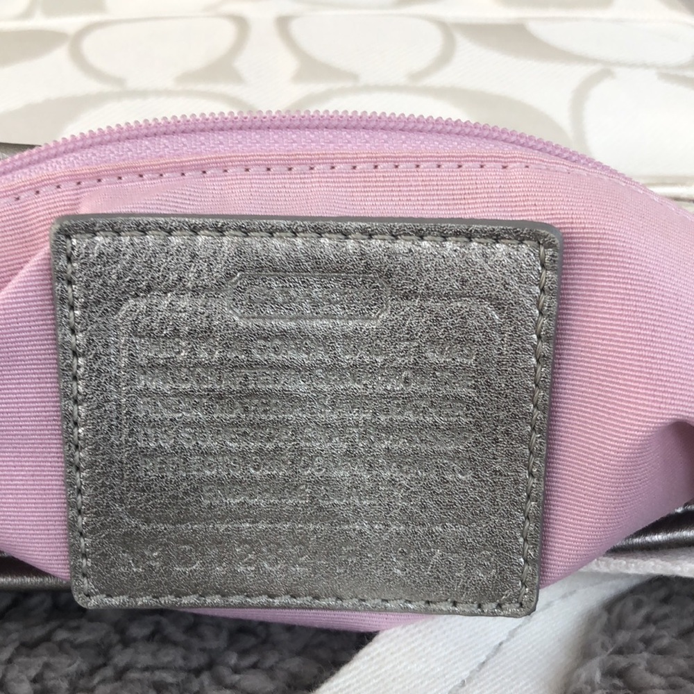 White Coach Signature Fabric Crossbody Handbag - Picture 5 of 9